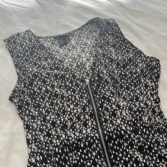 H&M Dress - Picture 2 of 13